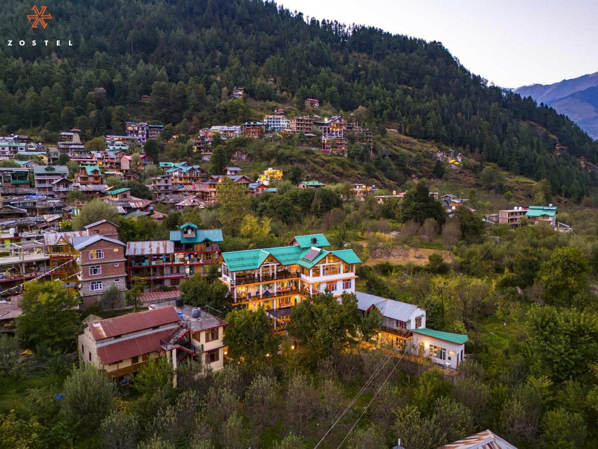 Zostel Old Manali Hostel - Manali (Himachal Pradesh) — Photos 1